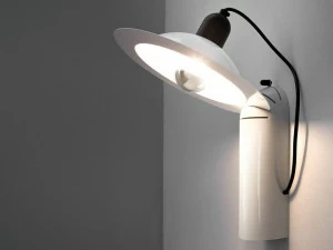 Stilnovo Регулируемый настенный светильник из абс и алюминия Lampiatta 8971