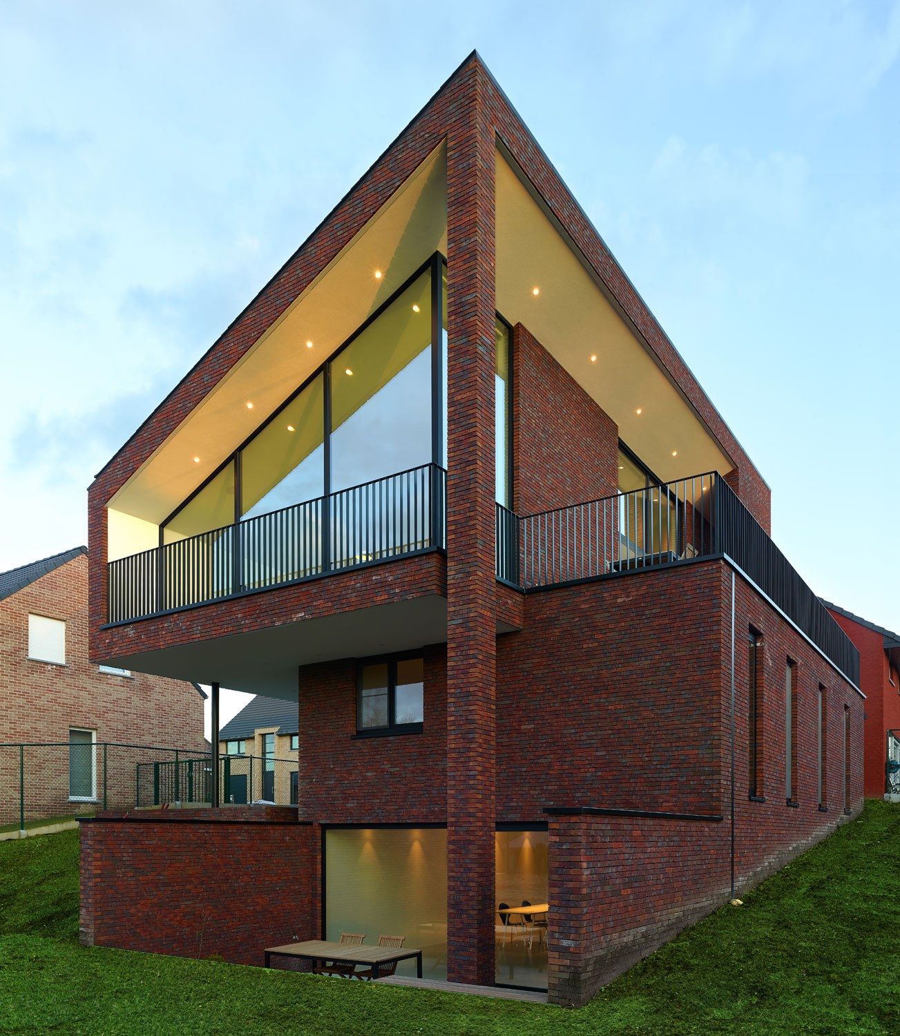 Алюминиевый круглый светодиодный светильник Deltalight Reo ARCH-00028277 - Вид №9