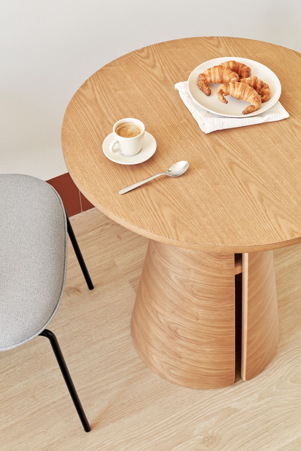 Круглый деревянный журнальный столик TEULAT Cep ARCH-00039482 - Вид №2