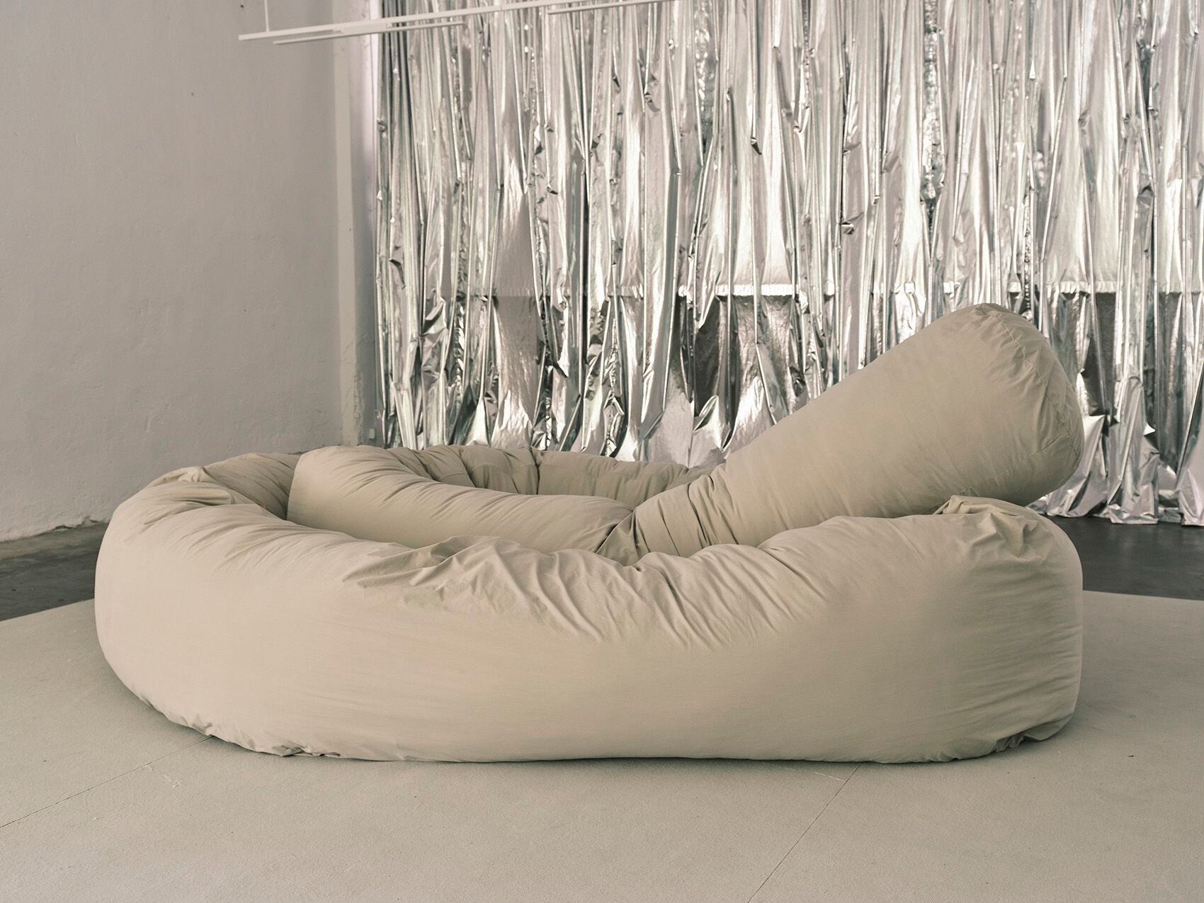 Трансформируемый диван из полиэфирного волокна BD Barcelona SAUSAGE ARCH-00022982 - Вид №20