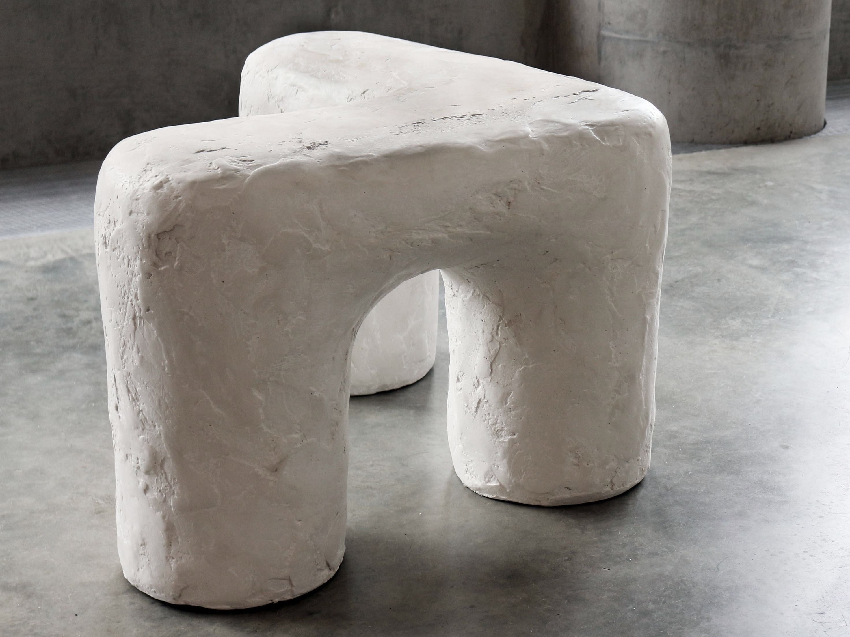 Керамический низкий стул Movimento Gallery Hayden Richér ARCH-00031617 - Вид №2