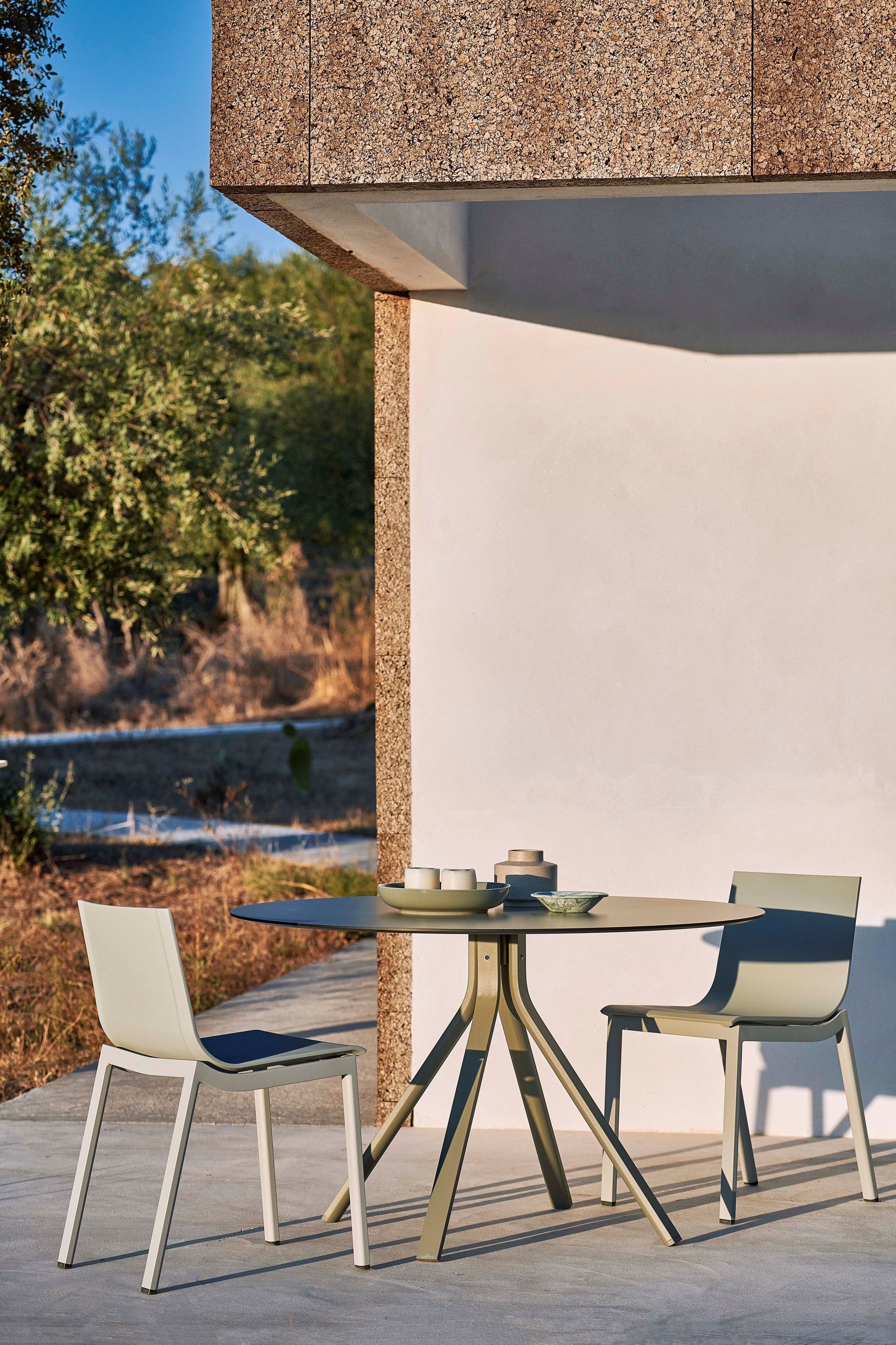 Круглый штабелируемый стол из алюминия с термокрытием GANDIABLASCO стек ARCH-00055435 - Вид №4