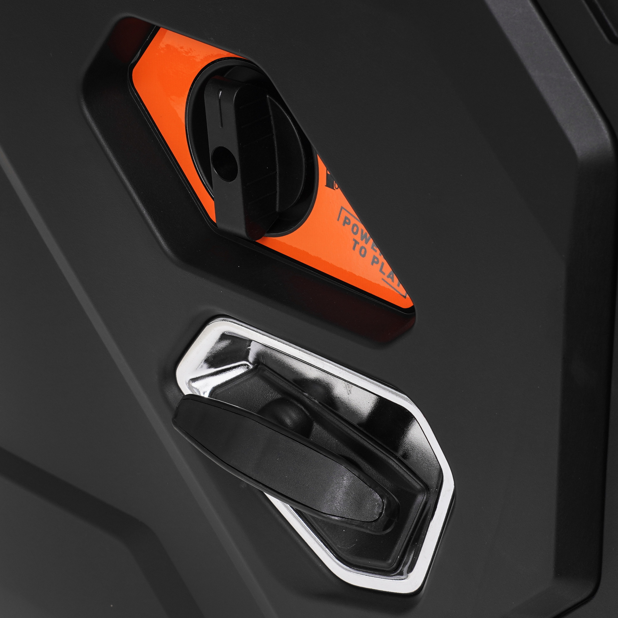 Электрогенератор   бензиновый Carver PPG-1800/24IS 9228013 STDN-0031822 - Вид №4