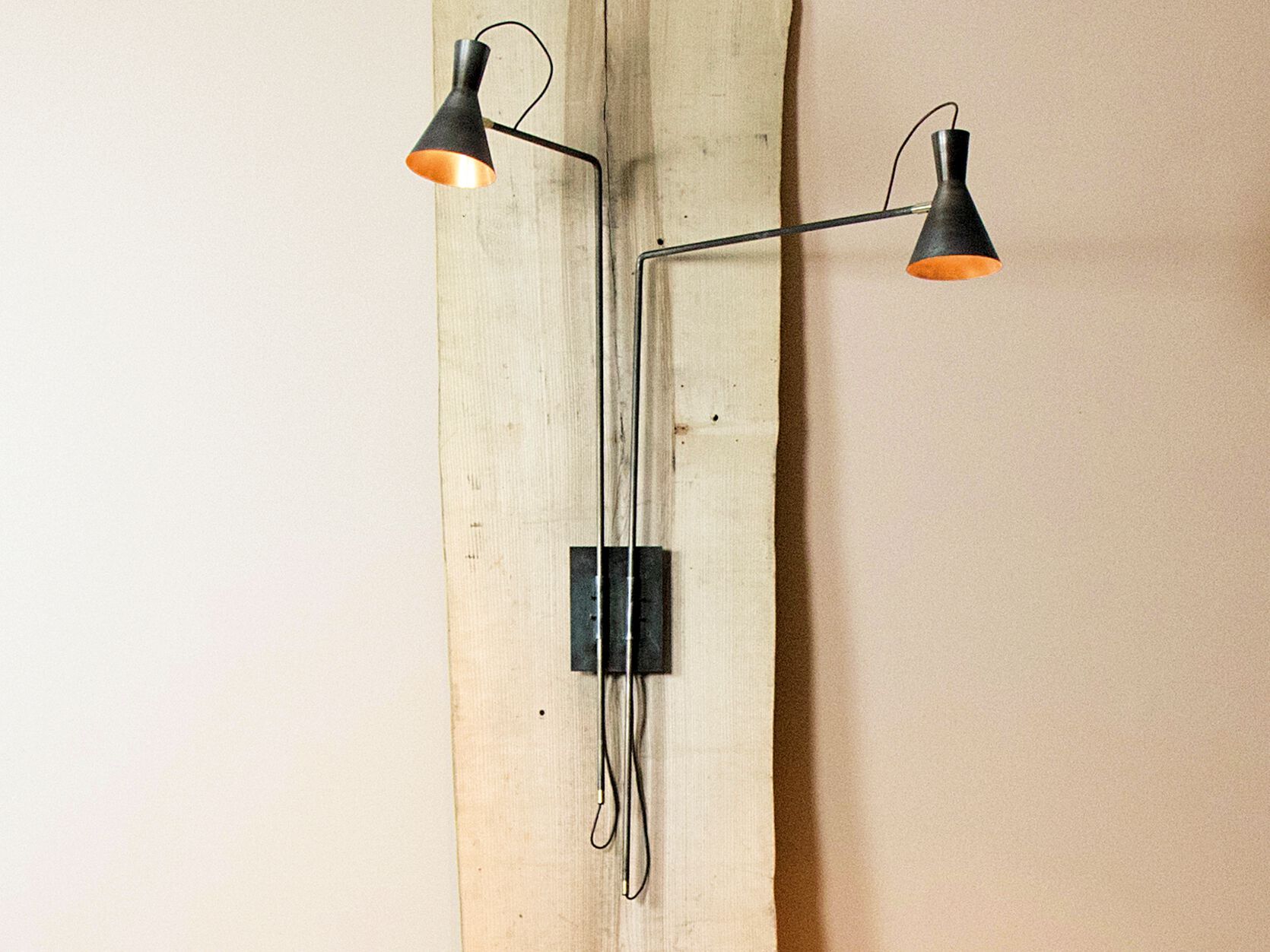 Регулируемый настенный светильник Renzo Serafini воронка ARCH-00022585