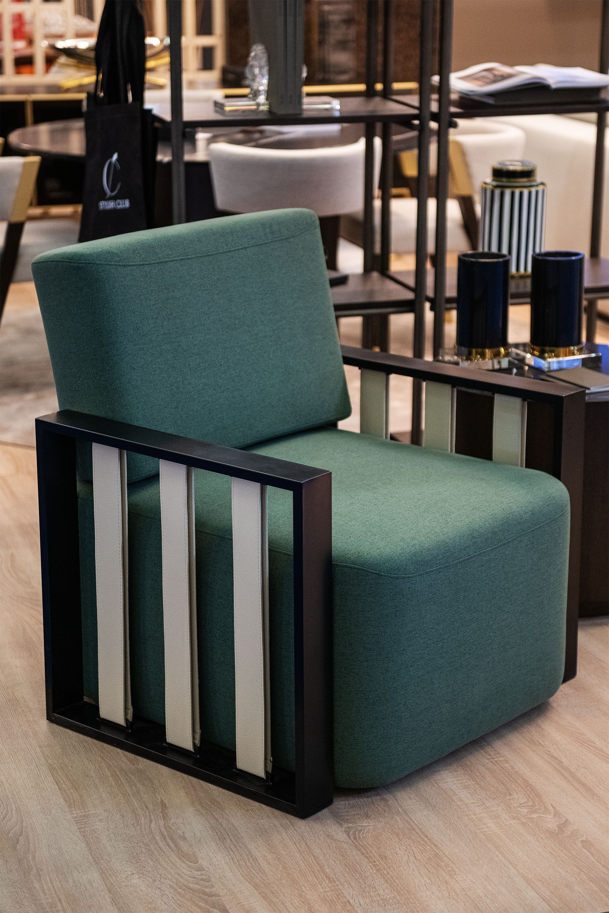 Тканевое кресло с подлокотниками Stylish Club His &amp ARCH-00119690 - Вид №6