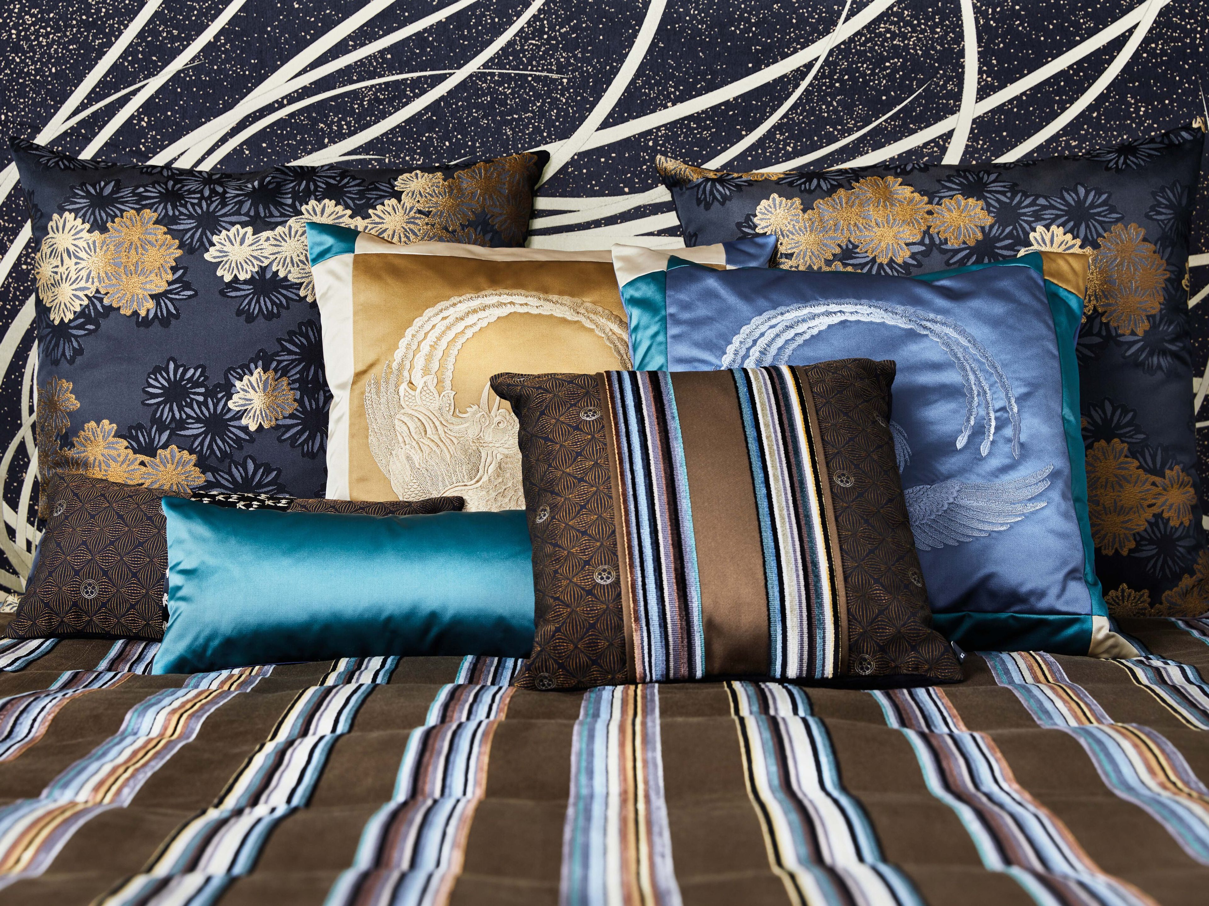 Квадратная подушка из микрофибры K-3 Shogun ARCH-00086939 - Вид №3