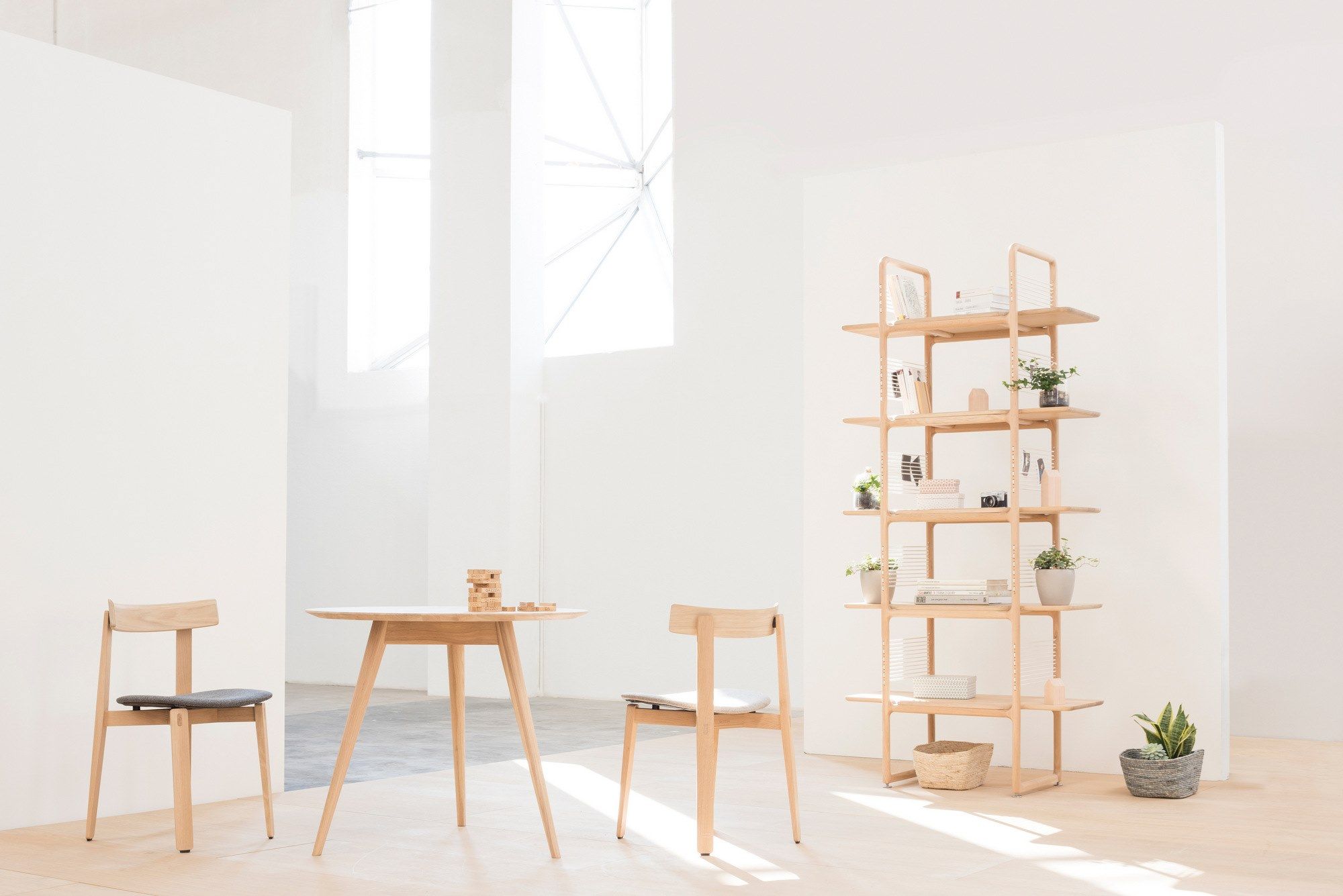 Круглый дубовый стол Gazzda Stafa ARCH-00041637 - Вид №7