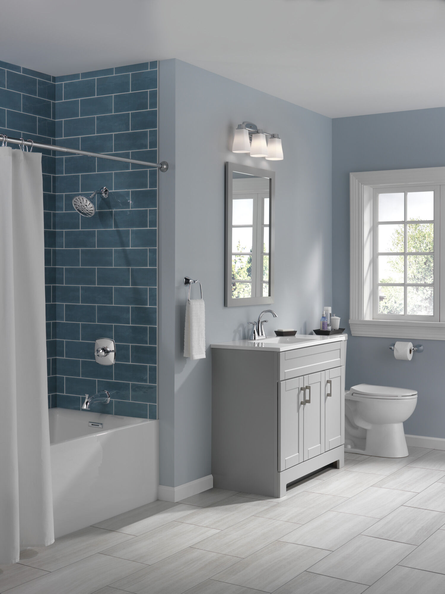 25748LF Смеситель для ванной комнаты с двумя ручками Delta Faucet Sandover Хром  - Вид №1