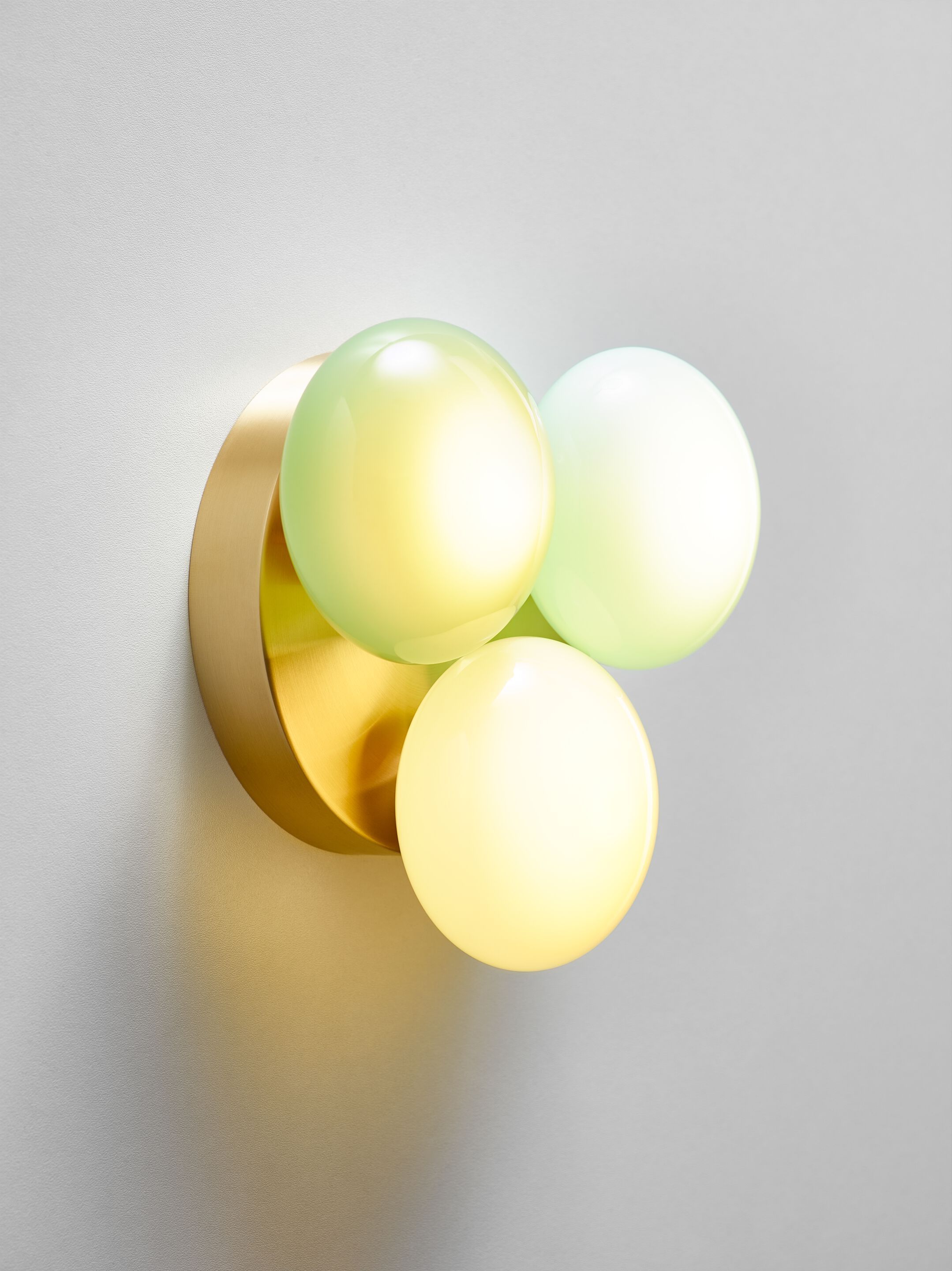 Светодиодный настенный светильник из дутого стекла и латуни SkLO DOT 3X ARCH-00061580 - Вид №2