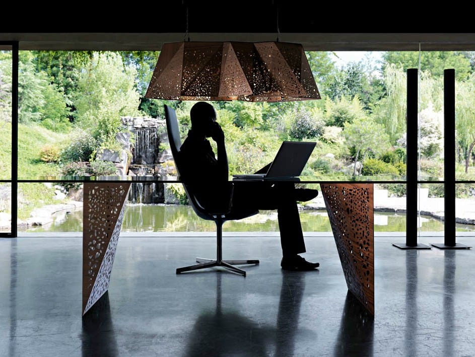 Подвесной светильник из грецкого ореха Casamania & Horm Riddled ARCH-00060048 - Вид №3