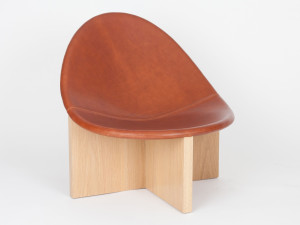 Кожаное кресло