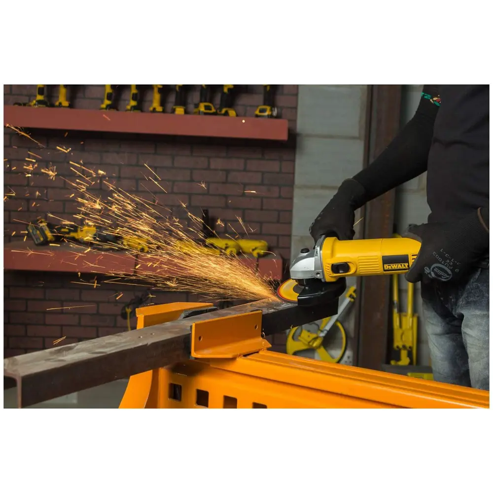 УШМ сетевая Dewalt DWE4113-KS, 900 Вт, 125 мм STLM-2013521 - Вид №1