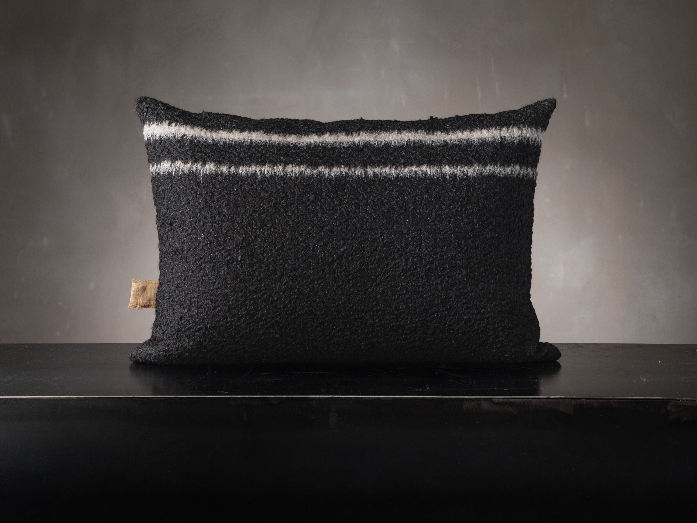 Прямоугольная подушка из мохера The House of Lyria LUMICO ARCH-00095996 - Вид №1