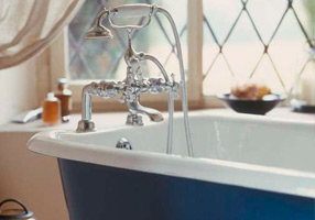 Gentry Home Bexley Cast iron bathtubs with feet Цветок темный никель GH100703  - Вид №1