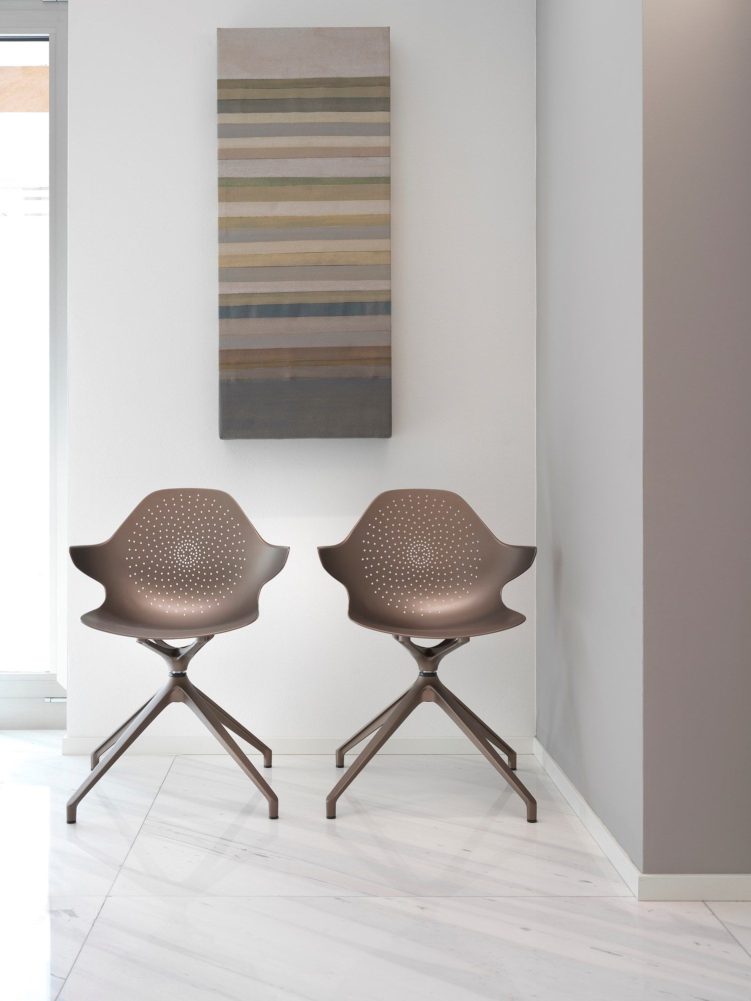 Алюминиевый поворотный стул с подлокотниками SITIA Klera ARCH-00071539 - Вид №2