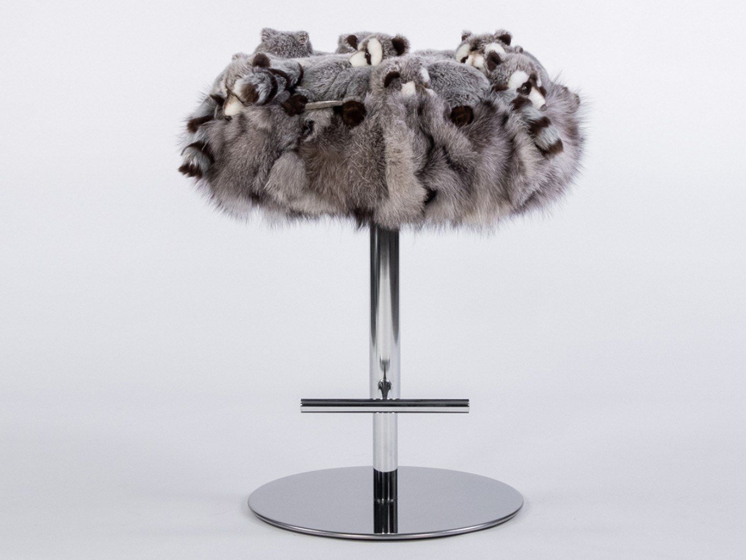 Полиэстер мягкий стул с подставкой для ног APCOLLECTION Racoon ARCH-00012299