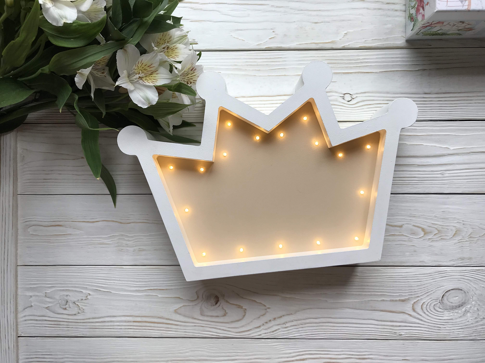 Ночник деревянный 30 см крем-брюле "Корона" LAMPA I DEREVO  00-3880225 Белый;коричневый Santreyd  - Вид №1