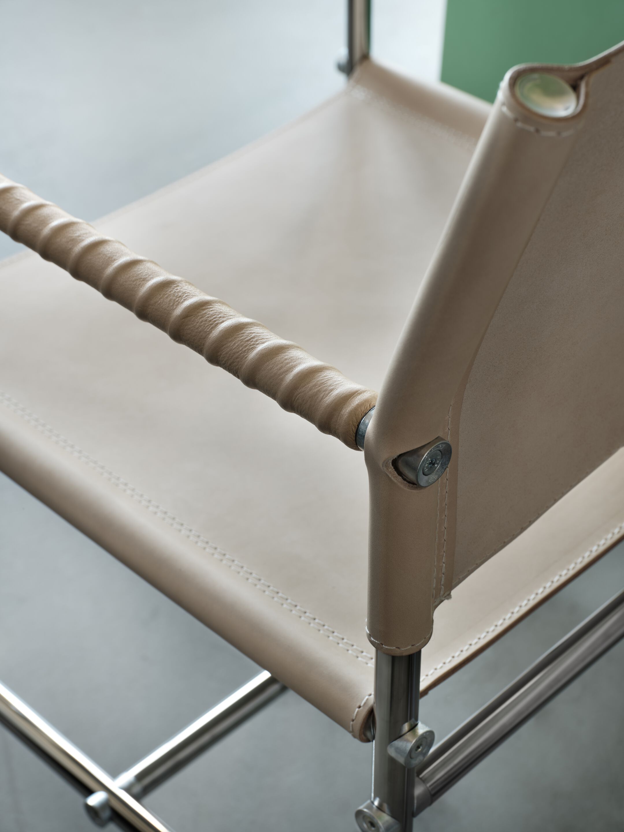 Тканевый стул с подлокотниками Bla Station Able ARCH-00137385 - Вид №13