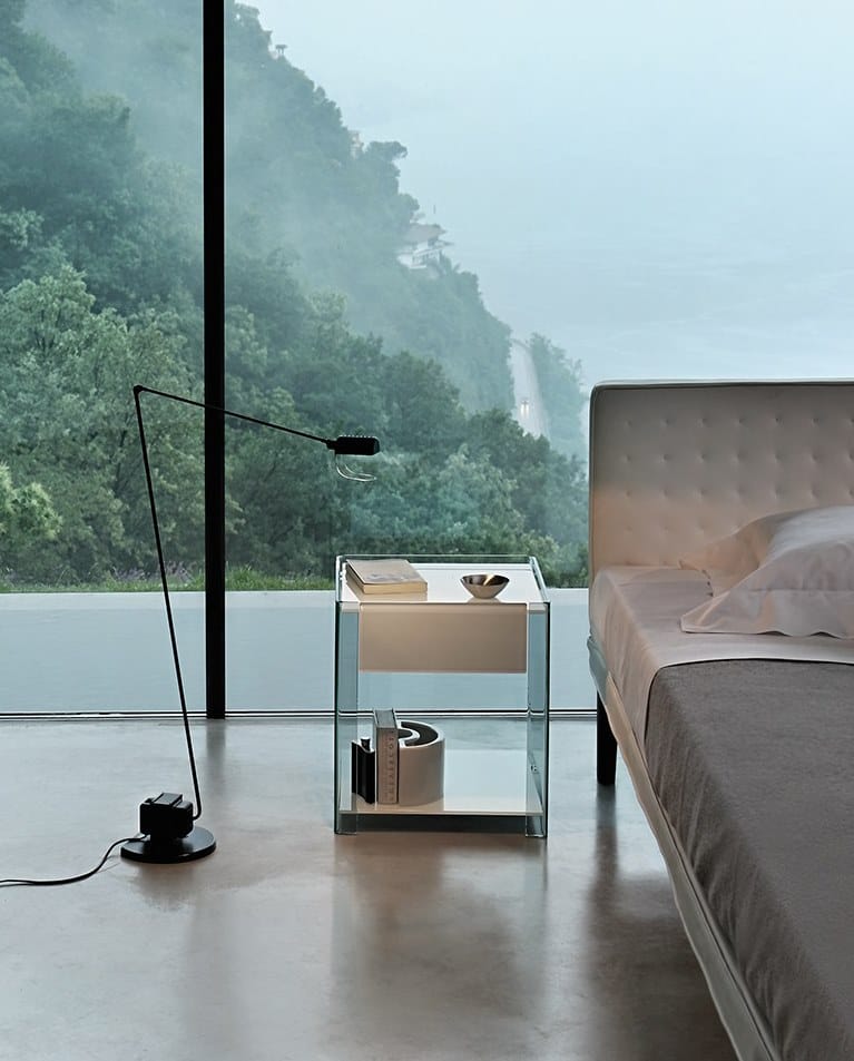 Деревянная и стеклянная тумбочка с ящиками FIAM ITALIA Milo ARCH-00063259 - Вид №1