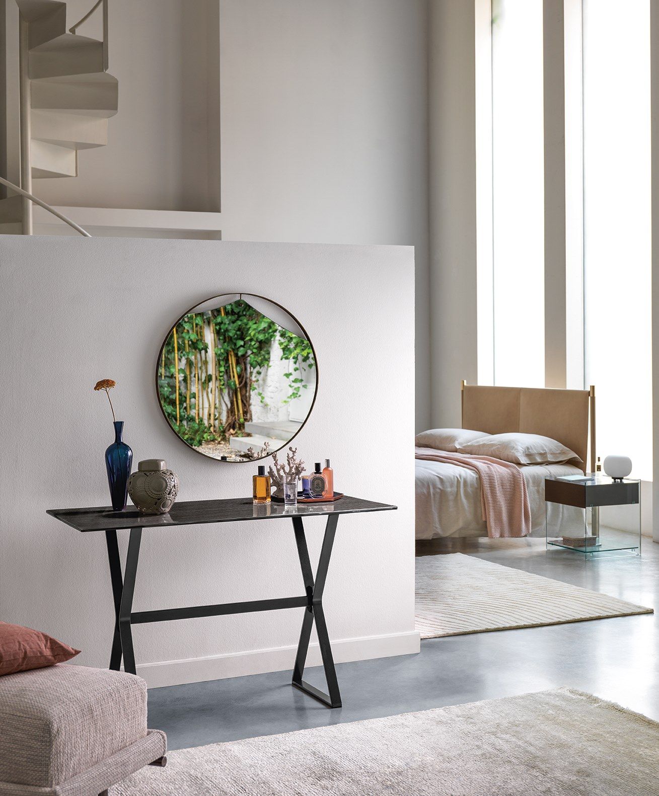 Прямоугольный стеклянный стол с металлическим основанием FIAM ITALIA Hype ARCH-00087589