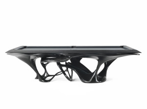 Деревянный прямоугольный бильярдный стол