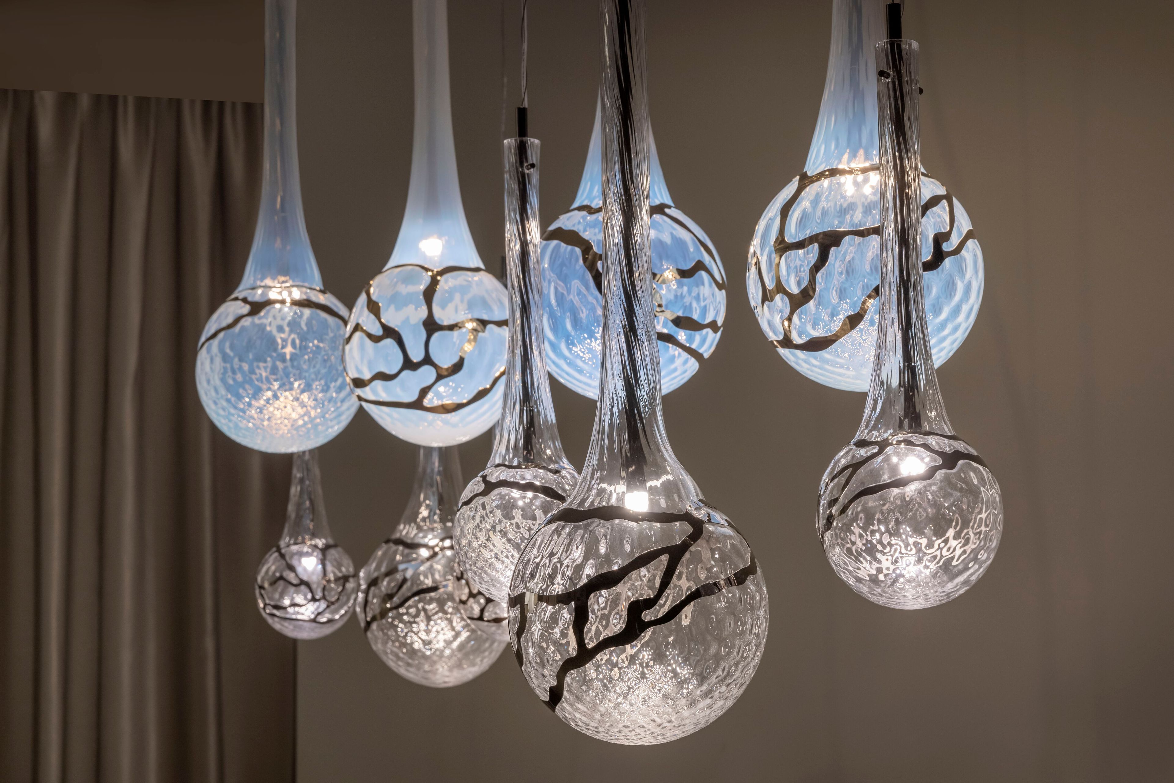 Люстра из дутого стекла Patrizia Volpato лунные капли ARCH-00077590 - Вид №2