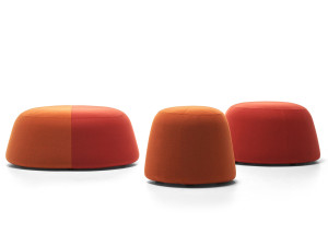 Круглый пуф из ткани