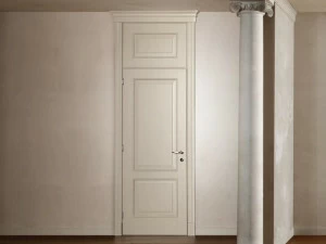 Ghizzi & Benatti Распашная лакированная деревянная дверь Classic
