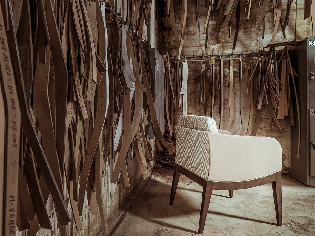 Кожаное кресло с подлокотниками More Contract Ellen ARCH-00077968 - Вид №2