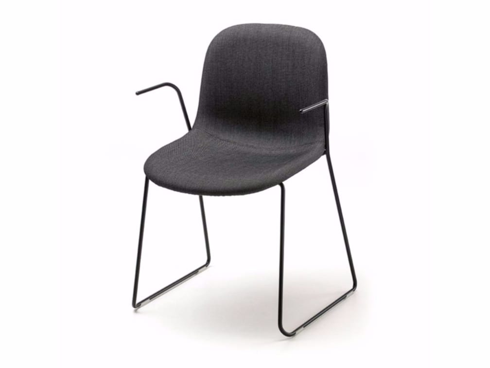 Штабелируемый стул с подлокотниками arrmet Máni Fabric ARCH-00084261 - Вид №1