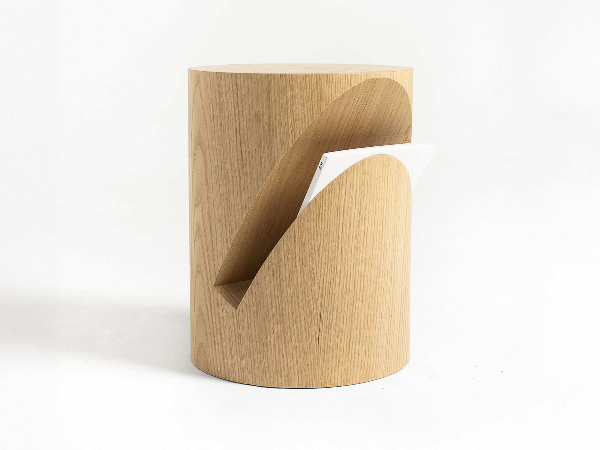 Журнальный столик / тумбочка из дуба YET. Design Studio MOLA ARCH-00024118 - Вид №1