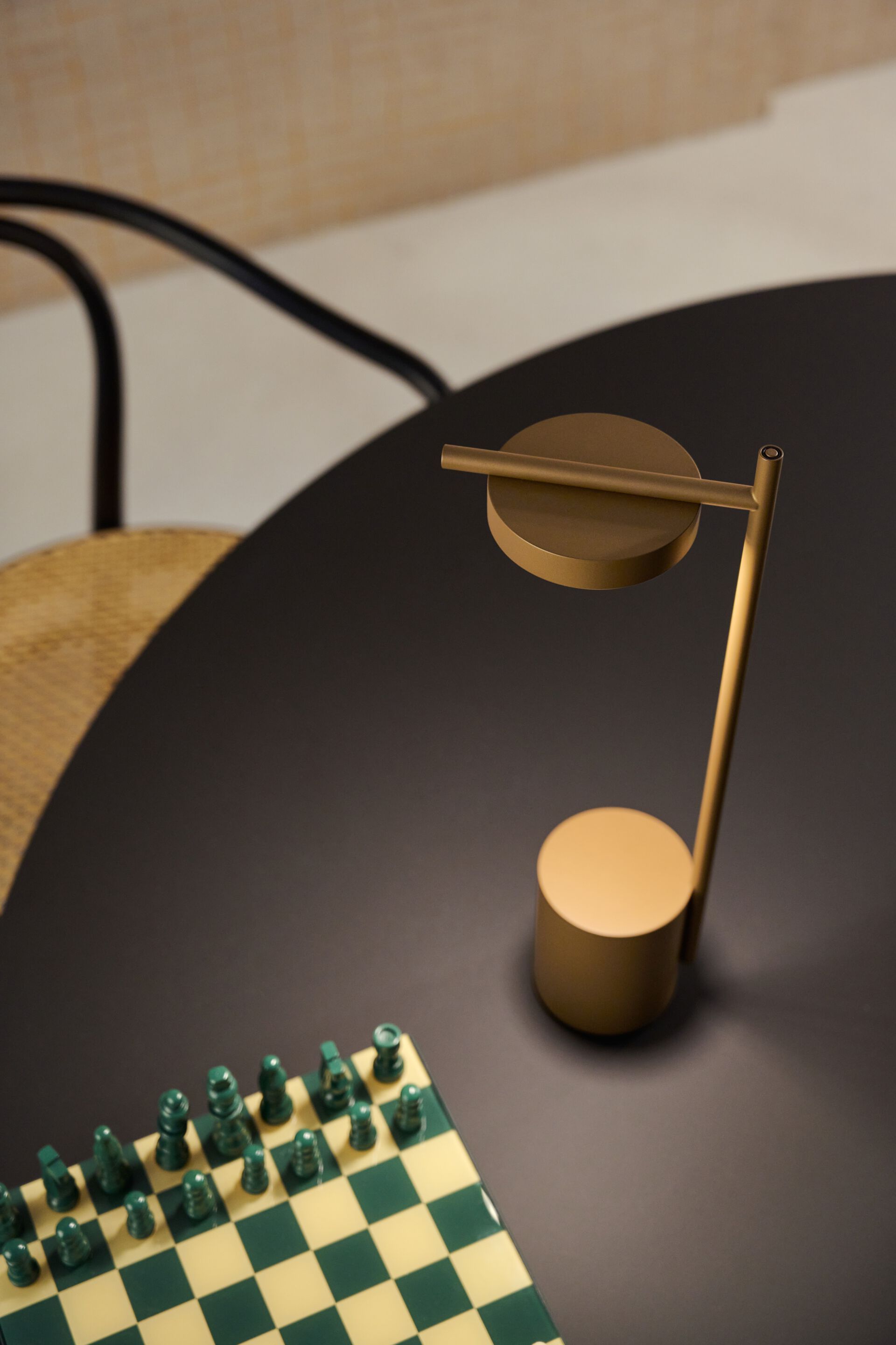 Настольная лампа с зарядкой от USB Grupa Igram ARCH-00107755 - Вид №25