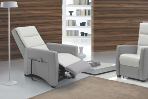 Массажно-Расслабляющие Кресло Lift 2 Motori Shiatsu Mf450 Spaziorelaxitalia  Dubai