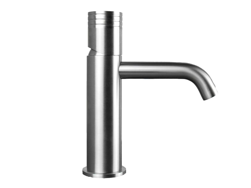 Однорычажный смеситель для раковины из нержавеющей стали с аэратором Tubico Loira ARCH-00115162