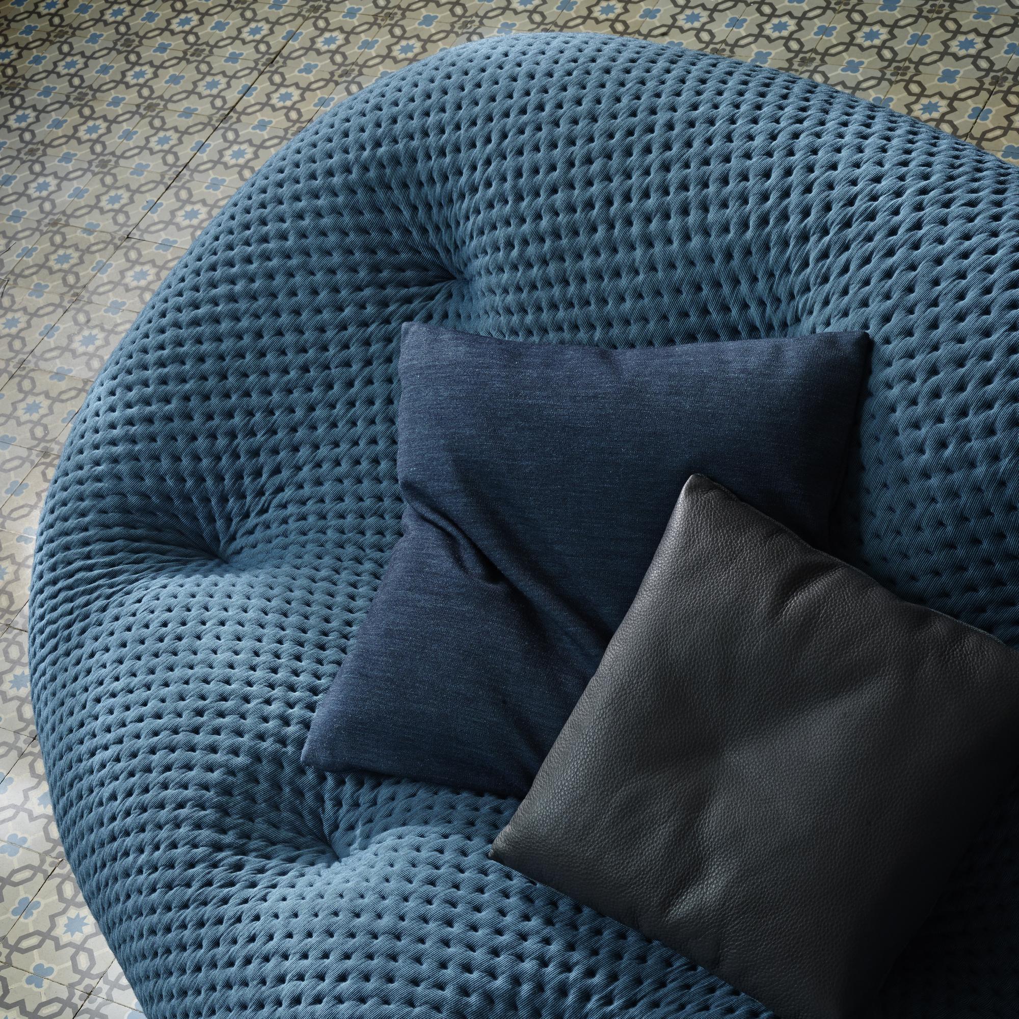 3-местный тканевый диван capitonné Ligne Roset Ploum ARCH-00032797 - Вид №2