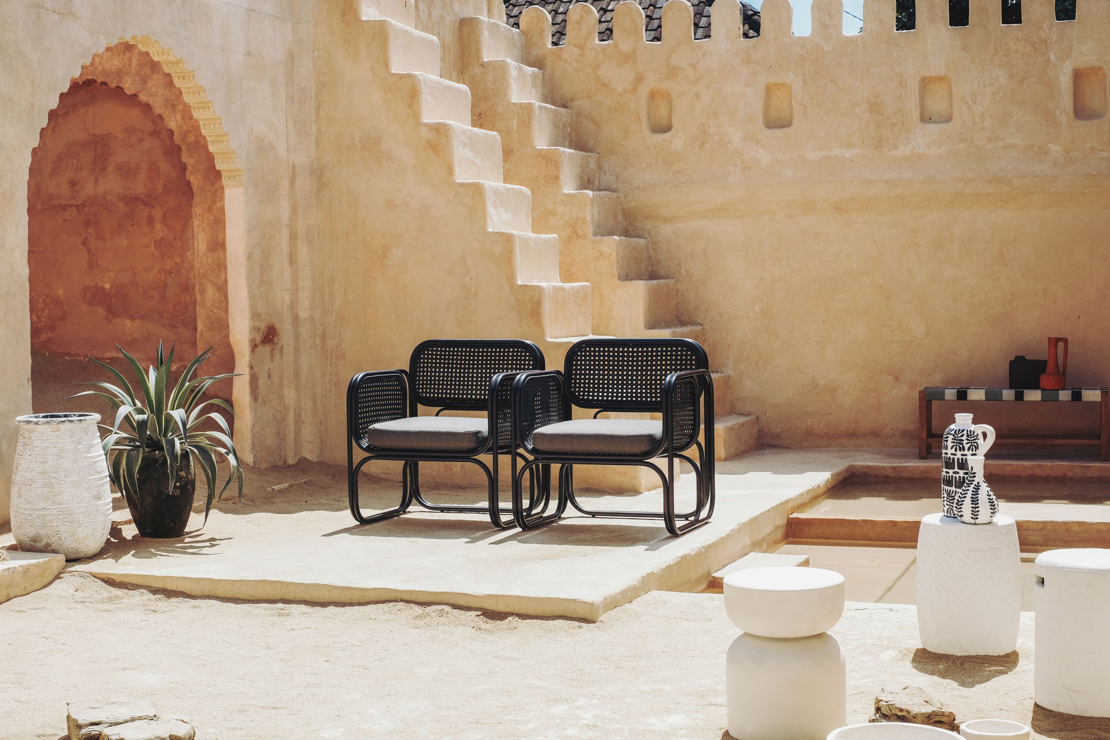 Тканевый мягкий садовый стул с подлокотниками cbdesign Lorella ARCH-00143332 - Вид №7