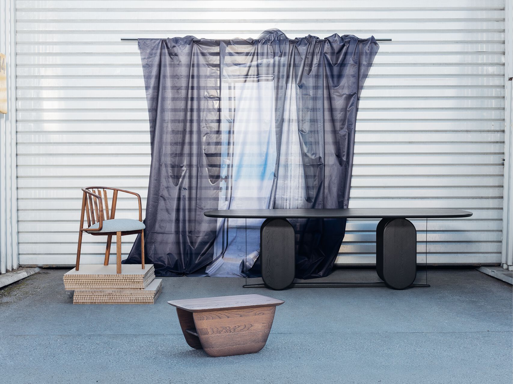 Прямоугольный журнальный столик из массива дерева Woak WING ARCH-00020209 - Вид №1