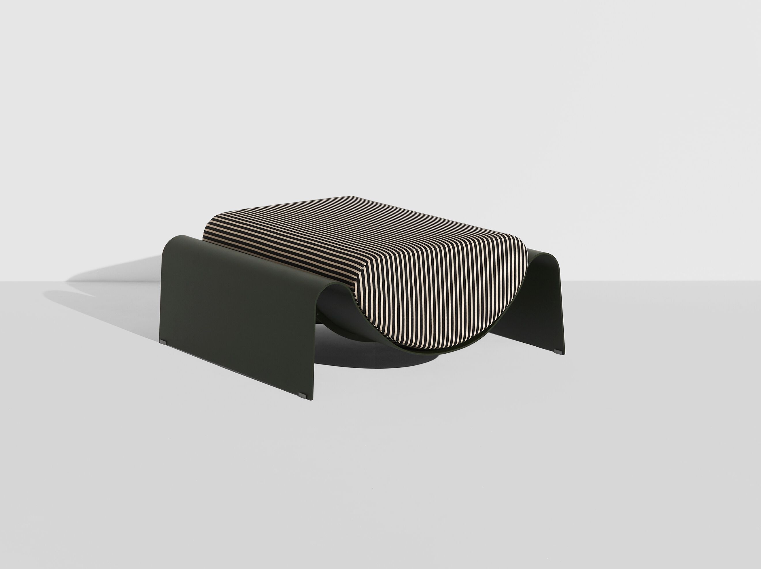 Алюминиевая подставка для ног с порошковым покрытием Petite Friture Eclipse ARCH-00140544 - Вид №1