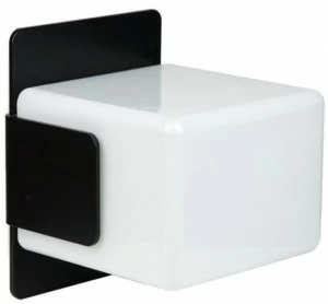 bs.living Светодиодный настенный светильник из стали и стекла Cube Ap-iv0019