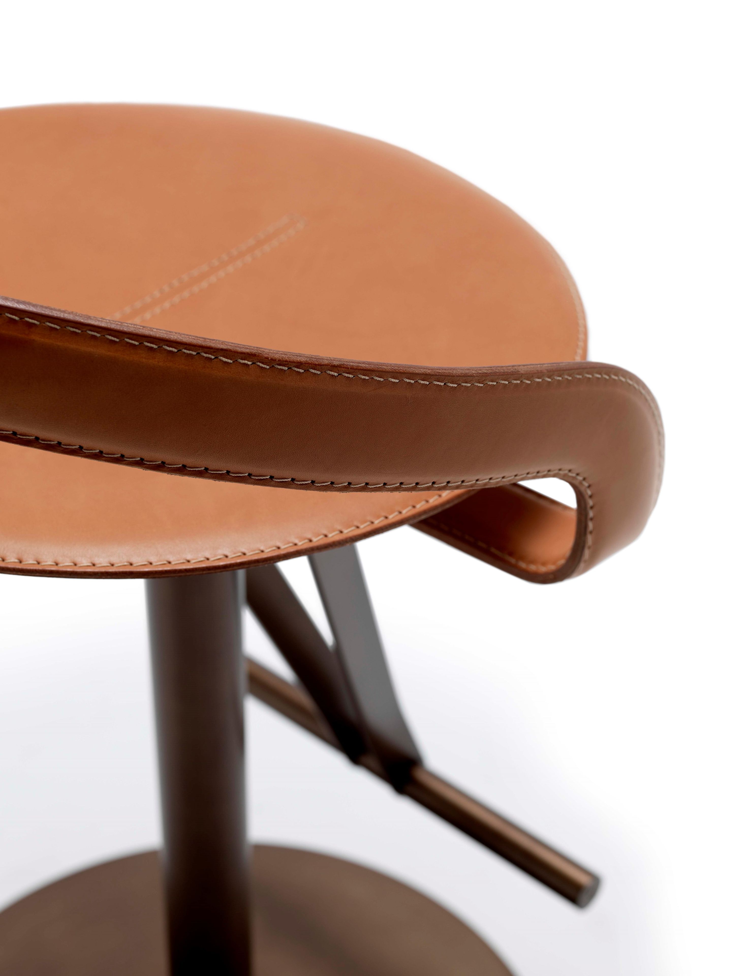 Кожаный поворотный стул Fasem CAYMAN BAR ARCH-00112456 - Вид №7