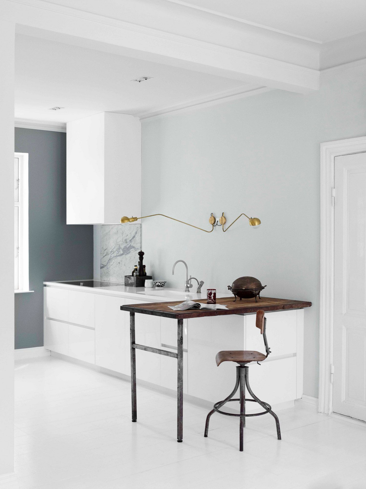 Линейная кухня из массива дерева без ручек Multiform FORM 6 ARCH-00086650