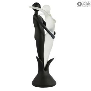 3909 ORIGINALMURANOGLASS Скульптура Объятие влюбленных - матовое стекло - муранское стекло OMG 12 см