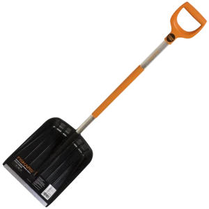 Лопата для уборки снега облегченная FISKARS SnowХpert