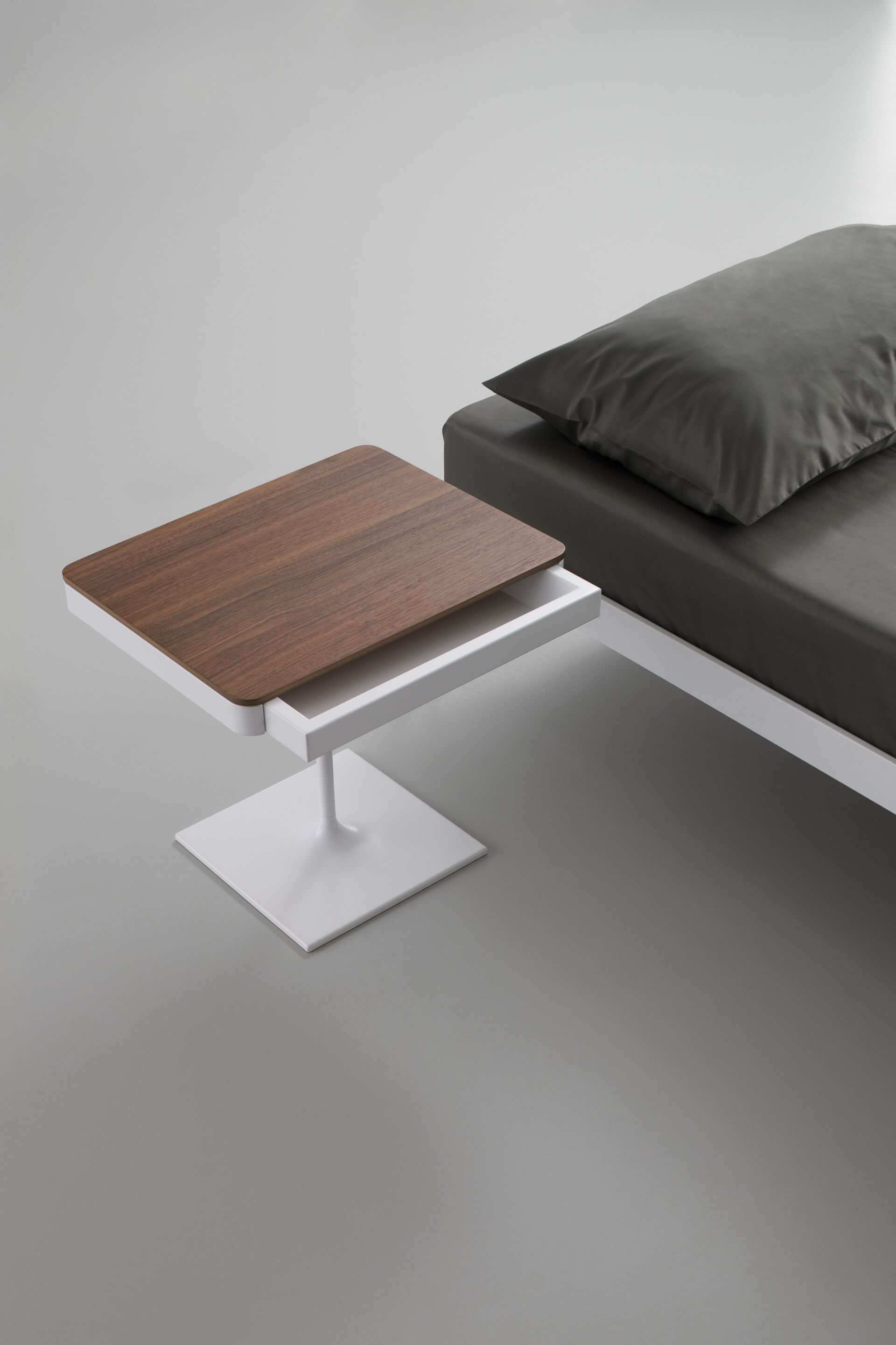 Металлическая прикроватная тумбочка с ящиком isOnAir Bertoncini ARCH-00114701 - Вид №4