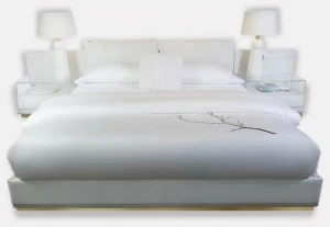 MORADA Кожаная кровать King size со встроенными прикроватными тумбочками Lampo Lampo bedfs