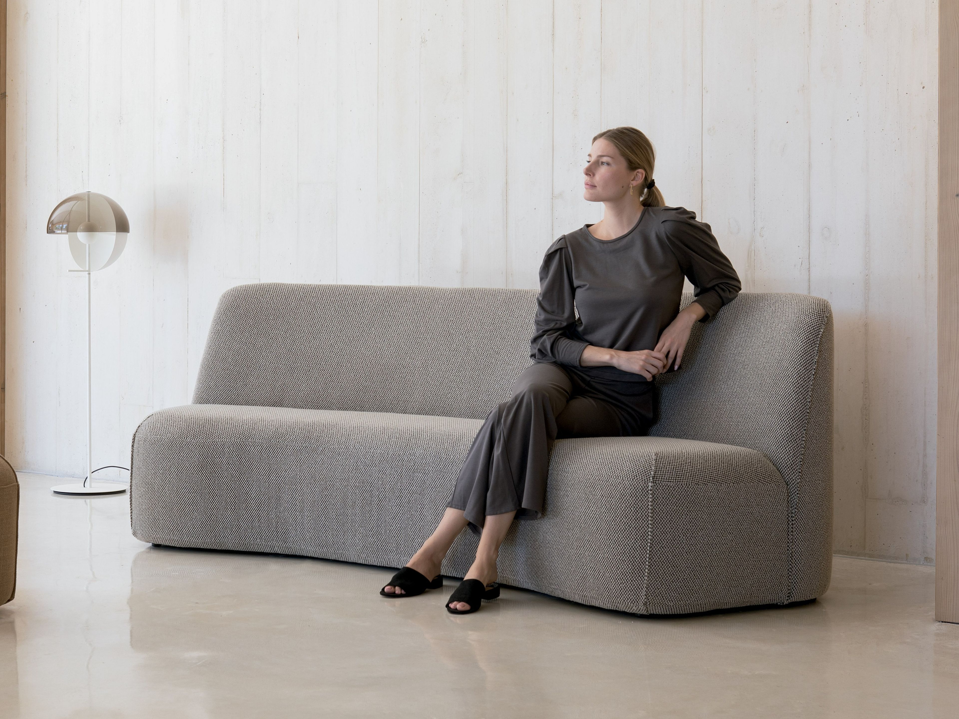 3-местный тканевый диван Lebom Ко Тао ARCH-00132307