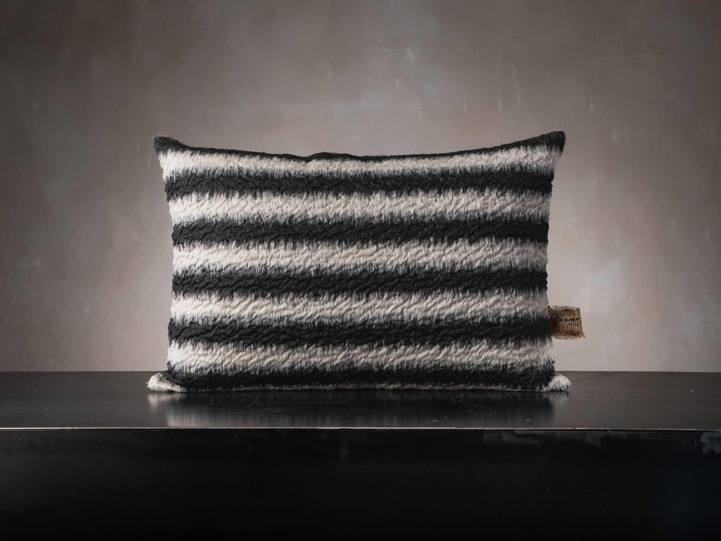 Прямоугольная подушка из мохера The House of Lyria ASTILBE ARCH-00065334