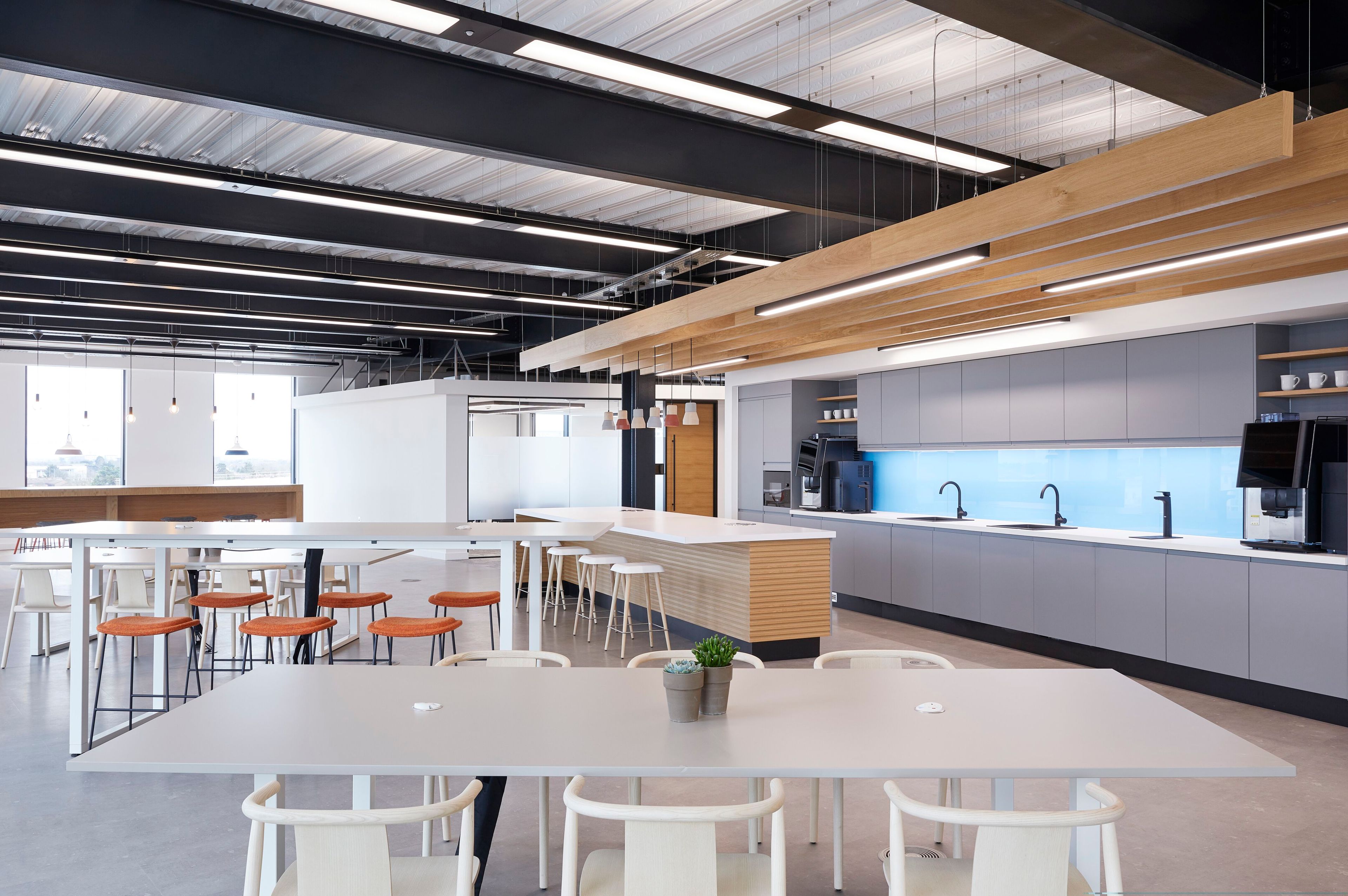 Стол для совещаний с регулируемой высотой из меламина с системой люверсов Haworth T_Up ARCH-00134832 - Вид №2