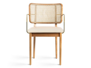 Плетеный стул в винтажном стиле с подлокотниками