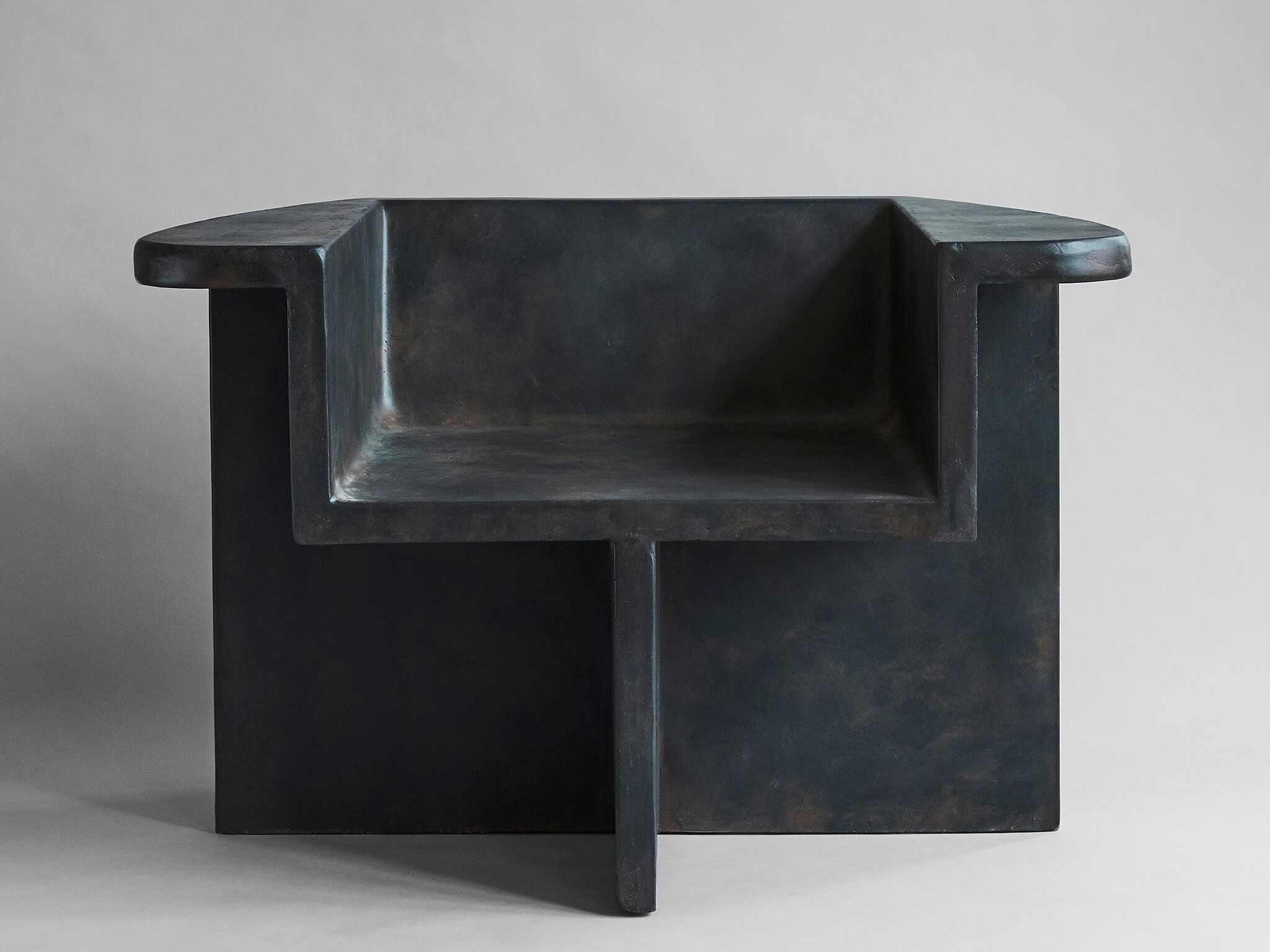 Кресло из волокнистого бетона с подлокотниками 101 Copenhagen Brutus ARCH-00146208